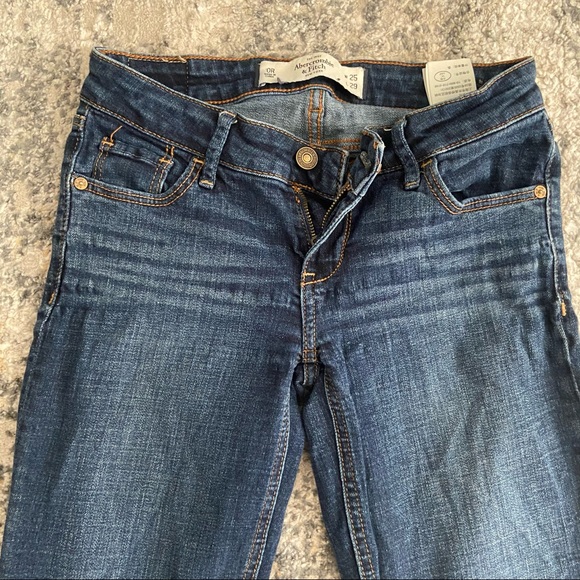 *MOVING SALE* A&F jegging size 25 regular - Picture 5 of 5
